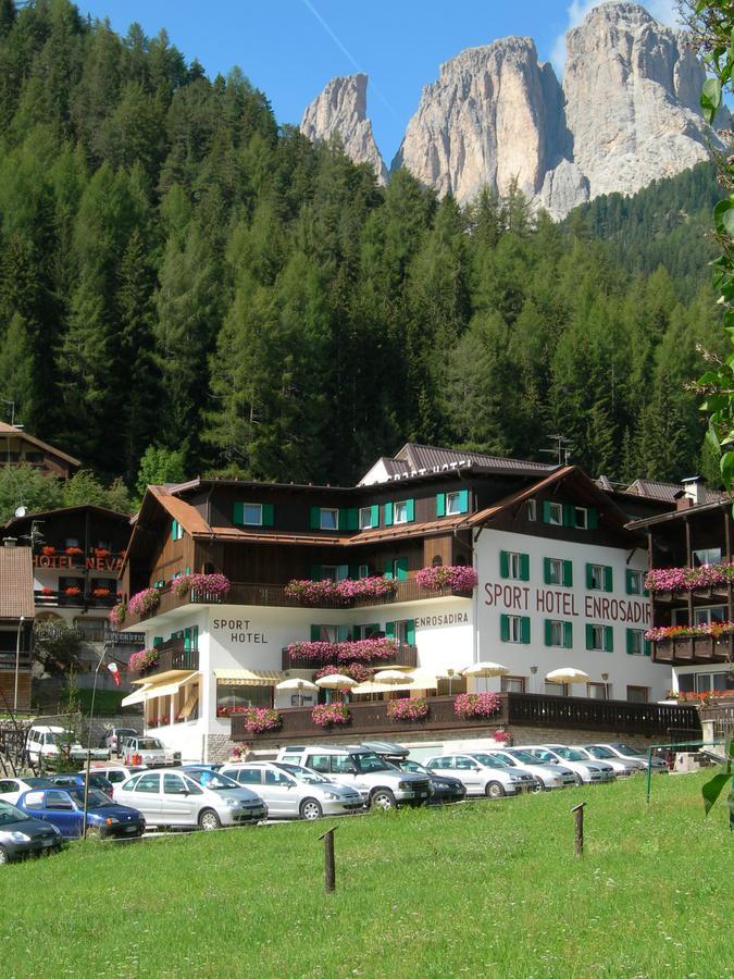 Sporthotel Enrosadira Campitello di Fassa Exterior photo