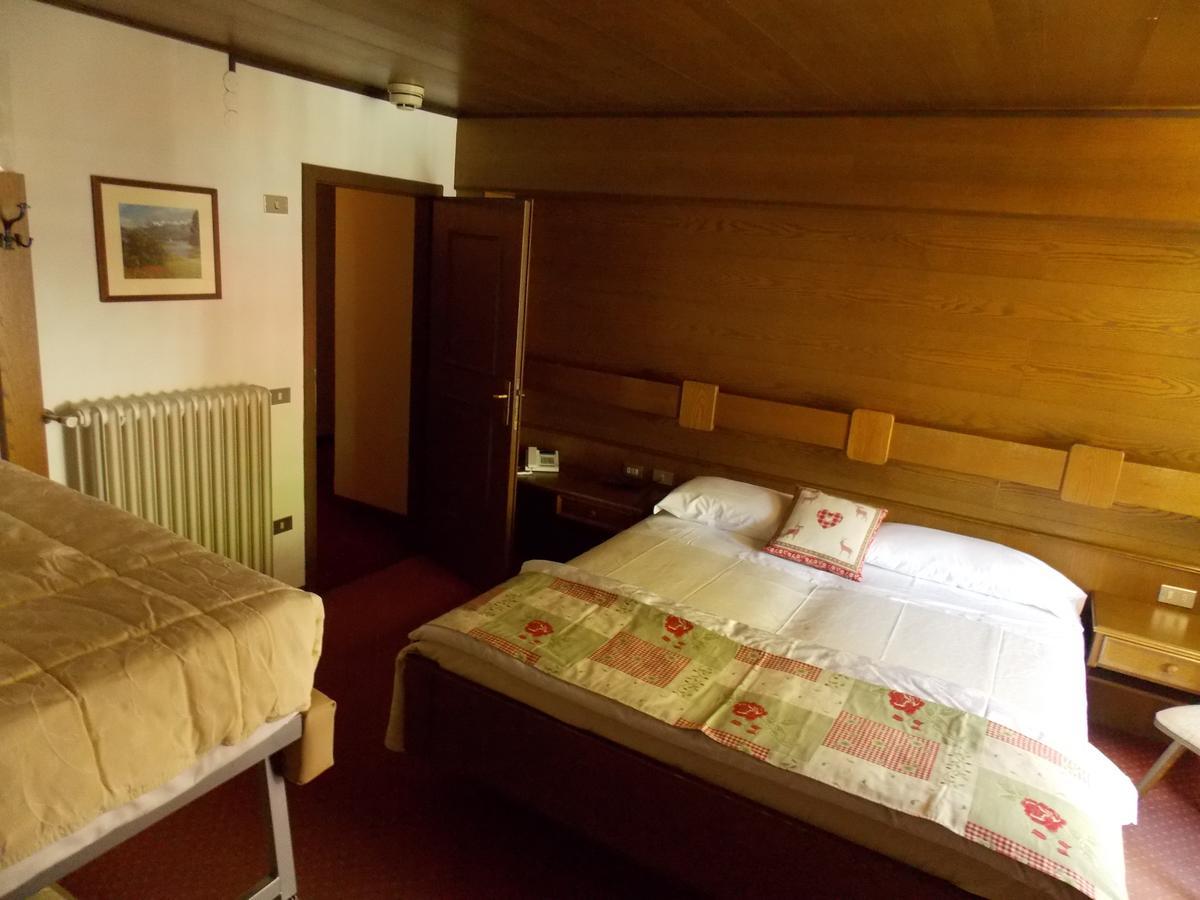 Sporthotel Enrosadira Campitello di Fassa Exterior photo
